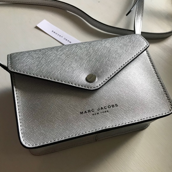 Marc Jacobs Handbags - ❌FINAL PRICE❌🎀NEW🎀MARC JACOBS Small Messenger